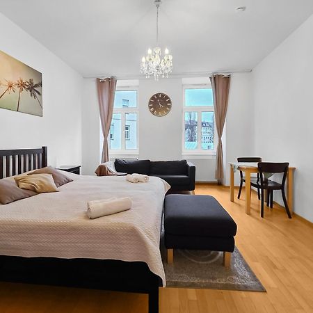 Three King-Size Beds, Three Bedrooms Βιέννη Εξωτερικό φωτογραφία