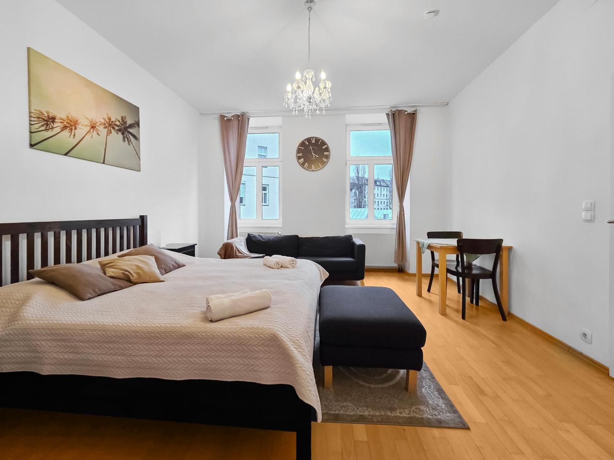 Three King-Size Beds, Three Bedrooms Βιέννη Εξωτερικό φωτογραφία